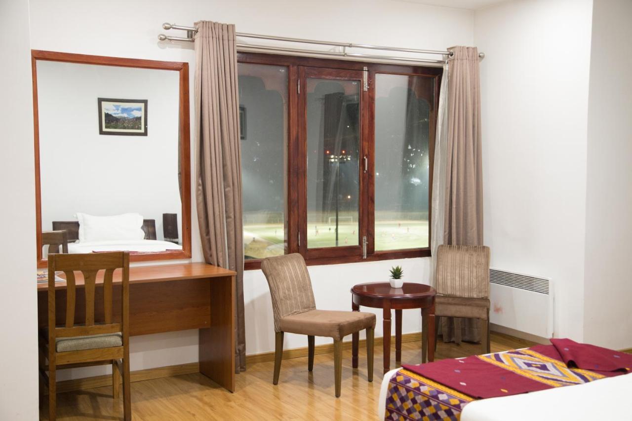 Riverside Hotel Timpu Kültér fotó